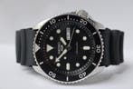 Seiko 5 Sports 03/2020 Full set, 2 banden, goede conditie., Seiko, Staal, Polshorloge, Kunststof