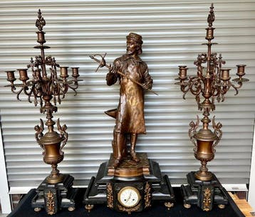 Klok en garnituur set (3) - Art Nouveau Messing - 1850-1900