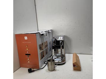 Sage Nespresso Creatista Pro - Cup- / Padmachine - 2300W, Verzenden, Zo goed als nieuw