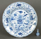 Kangxi (1662-1722) - Bord - Insect Hunting Birds, Geese and, Antiek en Kunst