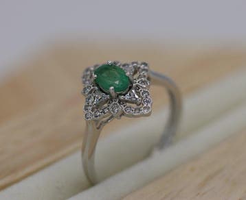 Zonder minimumprijs - Ring Zilver - 0.50ct. tw. Smaragd, Sieraden, Tassen en Uiterlijk, Nieuw