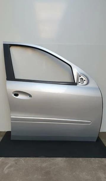 Portier rechtsvoor Mercedes ML-klasse w164 (P002), Gebruikt, Deur, Mercedes-Benz, Rechts