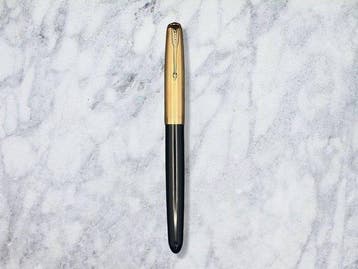 Parker - 51 Custom Blue Diamond (Black Lucite & 1/8 14K, Nieuw