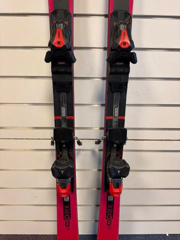 Atomic Redster G8 Revoshock C + X 12 GW cm-181, Gebruikt, Ophalen of Verzenden, Carve, Atomic