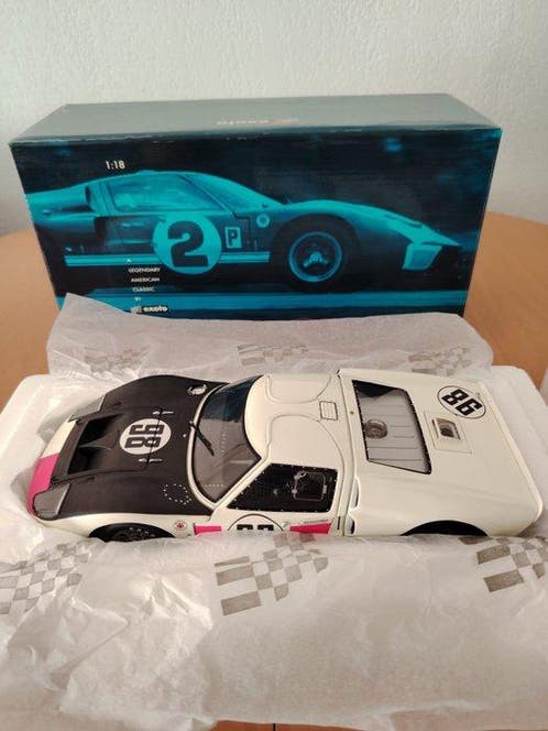 tomoni.Vship 　1/18 EXOTO FORD GT40 Exoto 1:18th Scale 1966 Daytona 24 Hours Ford GT40 MK II #98 Ruby ミニカー