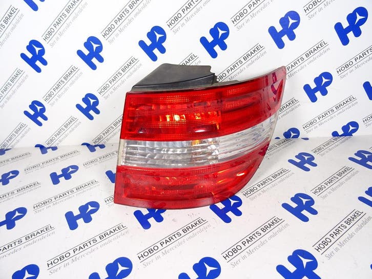 Achterlicht B-klasse w245 Lichtgetint Rechts, Auto-onderdelen, Verlichting, Gebruikt, 3 maanden garantie, Mercedes-Benz, Ophalen of Verzenden