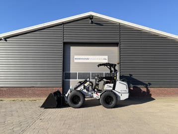 Giant G2700 X-TRA HD+ minishovel NIEUW grey / black, Ophalen, Wiellader of Shovel
