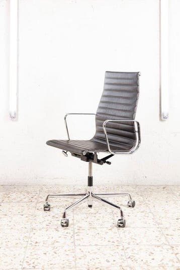 Vitra - Charles & Ray Eames - Bureaustoel - Aluminium Chair