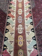 Tapijt - 260 cm - 75 cm, Huis en Inrichting, Stoffering | Tapijten en Kleden, Nieuw
