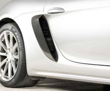 Dit betreft een Porsche 718 cayman / boxster carbon lucht, Verzenden