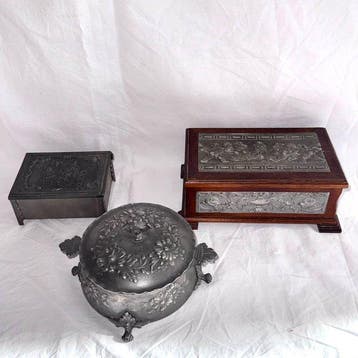 Kist (3) - Tin, Hout - 3-delig set antieke schatkistjes