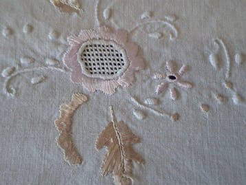 Elegante laken van zuiver katoen met bijpassende, Antiek en Kunst