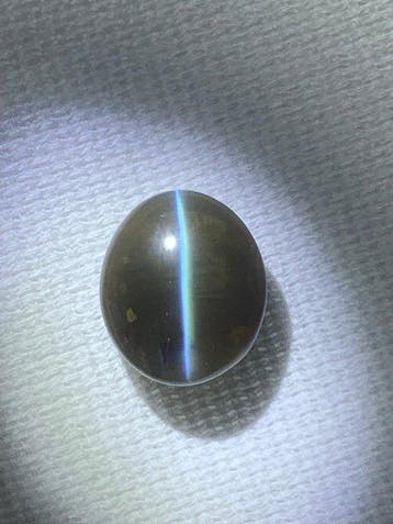 1 pcs Bruin, Groen, Rood, Paars Alexandriet - 6.70 ct -, Sieraden, Tassen en Uiterlijk, Nieuw