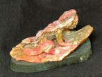 rhodochrosiet Superrealistische draakfiguur, uit rodocrosiet