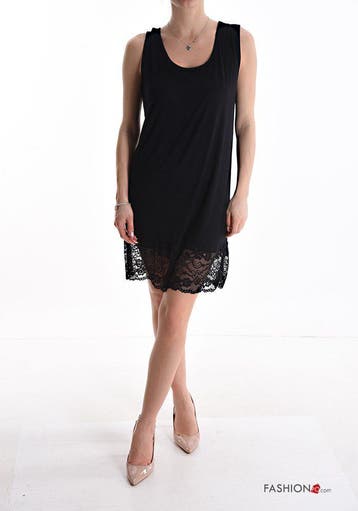 Elastische onderjurk in ZWART, met kant en viscose,, Nieuw