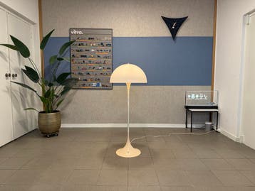De Designwinkel Bergeijk | Vitra, Artifort en meer!, Vitra Artifort Cassina Fritz Hansen Eames Gispen Pastoe Hay, 75 tot 100 cm