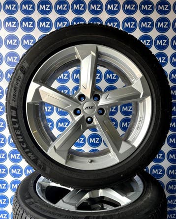 Audi Q7 Q8 20 inch Velgen + Winterbanden, Gebruikt, 275 mm, Banden en Velgen, Personenwagen