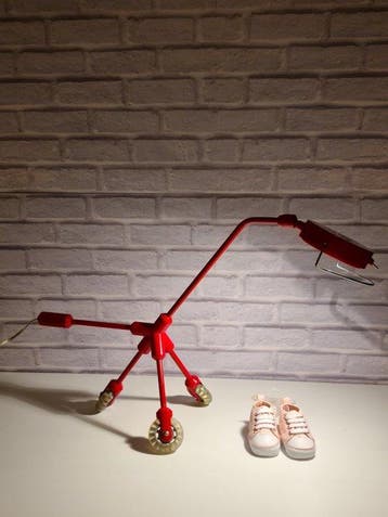 IKEA - Lampada da tavolo postmoderna Kila (Red Dog) -