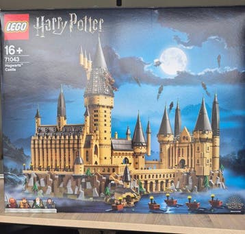 Lego Set - 71043 - Harry Potter - Hogwarts Castle, Kinderen en Baby's, Speelgoed | Duplo en Lego, Nieuw