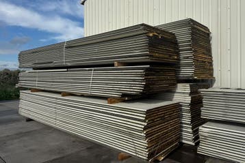 Tweedehands sandwichpanelen 40 mm wit/wit | € 14,50 per m², Ophalen of Verzenden, Gebruikt, Overige materialen, 20 tot 50 mm