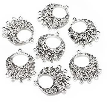 2 x Metalen oorbellen ornament 32 x 27 x 1 mm – gat 1 mm.., Ophalen of Verzenden, Nieuw, Kraal