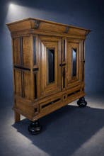 Kast - Eik, Ebonised wood