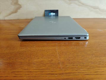 Dell Latitude 5320 | i7 1185G7 | 16gb DDR4 | 500gb SSD, Qwerty, 13 inch, Refurbished, Met touchscreen