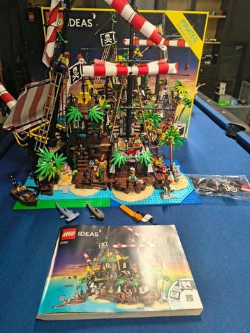 Lego Set - 21322 - Ideas (CUUSOO) - Pirates of Barracuda Bay, Nieuw