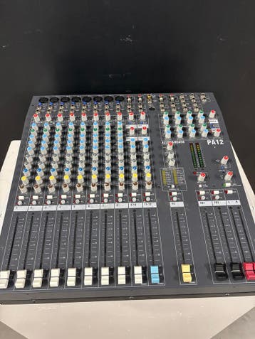 Allen & Heath PA12 analoge mengtafel, Ophalen, Gebruikt, 10 tot 20 kanalen, Microfooningang