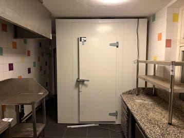Koelcel | zelf demonteren | Roermond, 200 liter of meer, Gebruikt, 60 cm of meer, 160 cm of meer