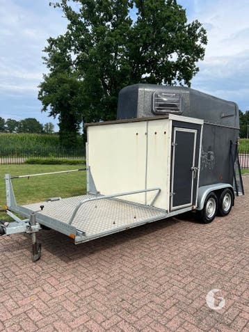 Koetsentrailer / mentrailer uit 2012!, Dieren en Toebehoren, Paarden en Pony's | Trailers en Aanhangwagens, Ophalen, Zo goed als nieuw