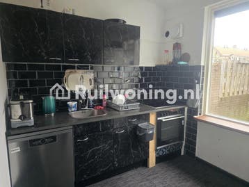 75 m² Huis in Arnhem, 4 Kamers, €735 (Gelderland), Gelderland