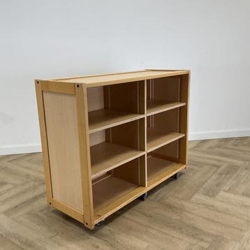 Klassehout verrijdbare schoolkast (hxbxd) 96x120x47 cm,, Ophalen of Verzenden, Gebruikt