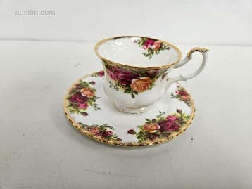 porseleinen servies Royal Albert Old Country..., Nieuw