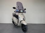 Vespa Sprint Snor 25 km/h, BWJ 2022, Desert Storm, Fietsen en Brommers, Scooters | Vespa, Gebruikt, Ophalen of Verzenden, Benzine