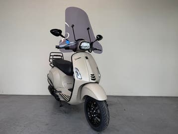 Vespa Sprint Snor 25 km/h, BWJ 2022, Desert Storm, Gebruikt, Ophalen of Verzenden, Benzine, Maximaal 25 km/u