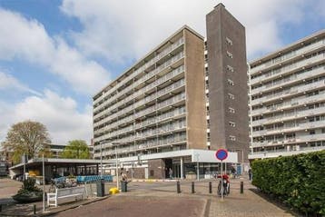 Te Huur 4 Kamer Appartement Volendamlaan In Den Haag, Den Haag, Den Haag, Direct bij eigenaar, Appartement
