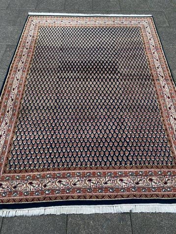 Vloerkleed - 232 cm - 170 cm, Nieuw