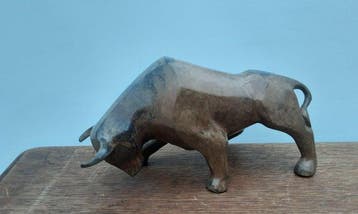 P. Chenet - Figuur - Stier - 23 cm - Brons