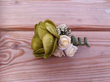 Corsage Ranonkel CRR 308 MosGroen Creme Maatwerk, Ophalen of Verzenden, Nieuw