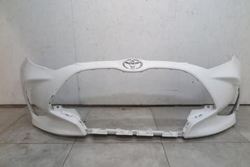 voorbumper Toyota Yaris IV 52119-K0050, Verzenden, Gebruikt