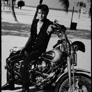 Andre de Plessel - Andre de Plessel portrait, motorbike,