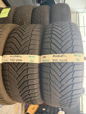 225-45-17 Michelin Winterbanden DEMO DOT: 2523  225 45 17, Ophalen, Gebruikt, 17 inch, Winterbanden