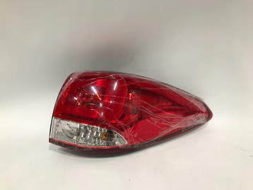 Kia Carens IV 13-16 rechter achterlicht LED nieuw, Verzenden, Gebruikt