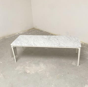 Vitra Plate Salontafel Wit Marmer, Onderstel Wit -, Overige materialen, 100 tot 150 cm, Ophalen of Verzenden, Zo goed als nieuw