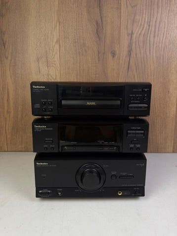 Technics - SE-CH540 Amplifier + SL-CH570 Disc Player +, Nieuw