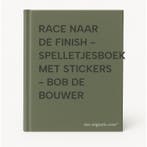 RACE NAAR DE FINISH - SPELLETJESBOEK MET STICKERS - BOB DE, Boeken, Kinderboeken | Jeugd | 10 tot 12 jaar, Verzenden, Gelezen