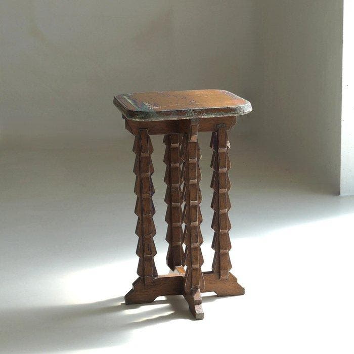 Bijzettafel - Eik - Amsterdamse School-stijl, Antiek en Kunst, Kunst | Designobjecten