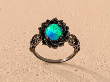 Opaal - Zilver - Ring - 6.76g Floral Opal Ring