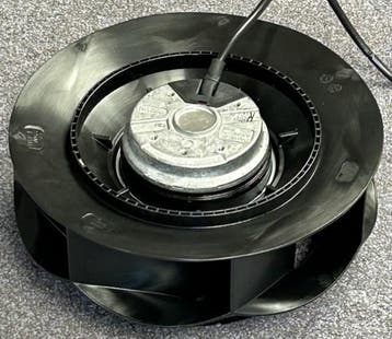 Nieuwe EBM Papst ventilator. R2E225-RA02-42, Ophalen of Verzenden, Nieuw